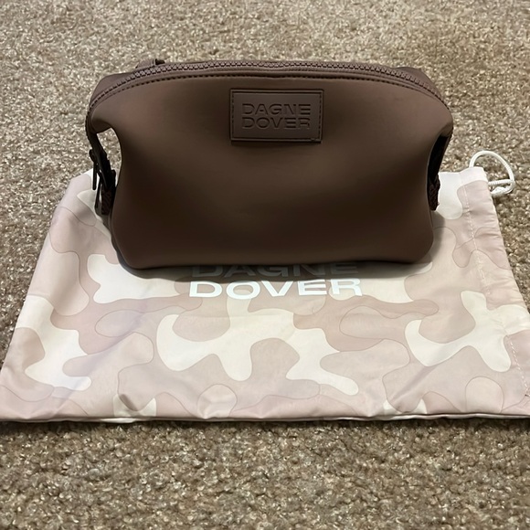Dagne Dover Handbags - Dagne Dover Large Hunter Toiletry Bag in Dune